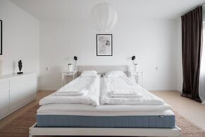 Affordable SoFo Stays