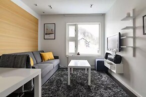 Tott Stay – Easy Slope Access