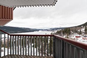 Tott Stay – Easy Slope Access