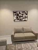 Niam Hotel Suites