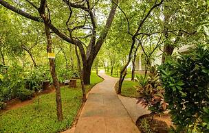 Kasambabezi Lodge