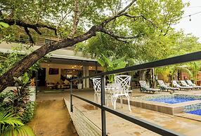 Kasambabezi Lodge