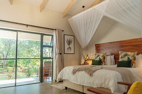 Kasambabezi Lodge