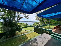Shore Beach Villa
