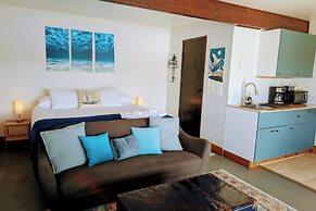 Jade Resort