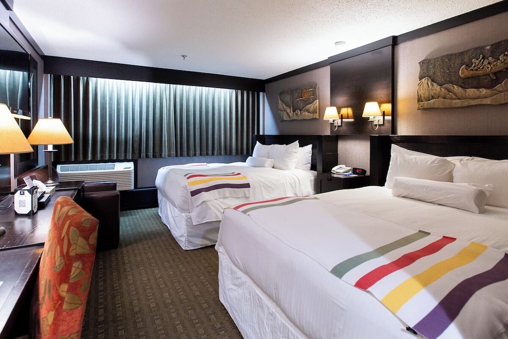 Grande Cache Hotel