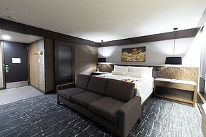 Grande Cache Hotel