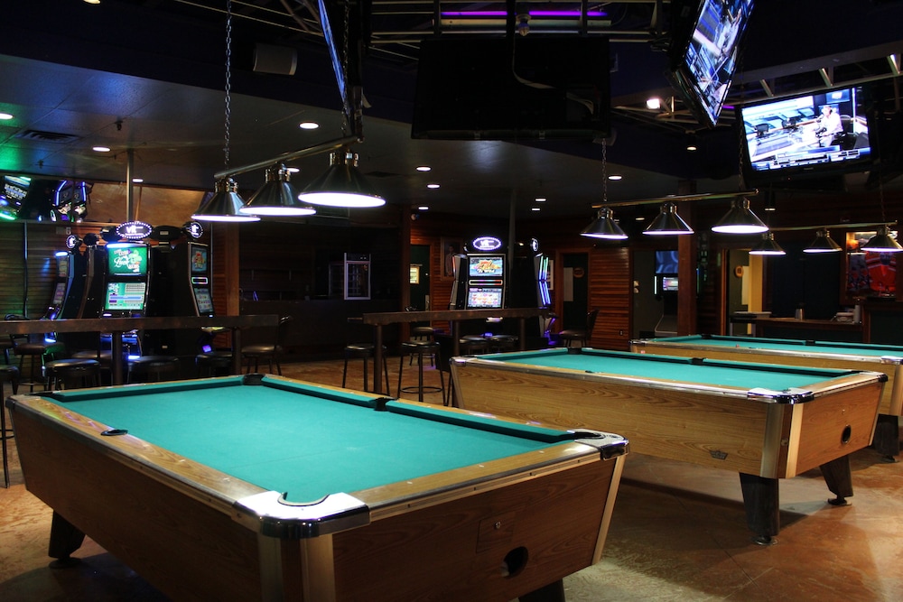 Grande Cache Hotel