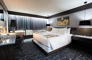 Grande Cache Hotel