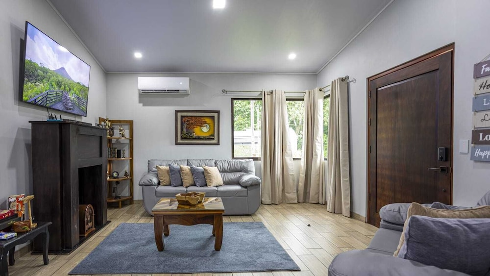Casa Emunah