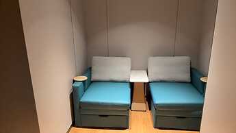 T3E JOY REST LOUNGE