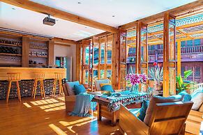 Lijiang half yard hotel