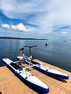 Floating Home in Reef Resort Unit 4