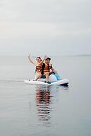Floating Home in Reef Resort Unit 4