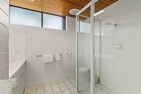 Nautilus Beach Resort by Charlesworth