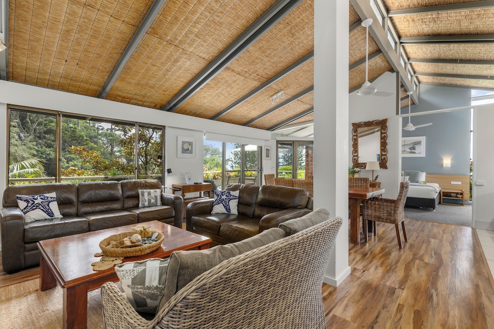 Nautilus Beach Resort by Charlesworth