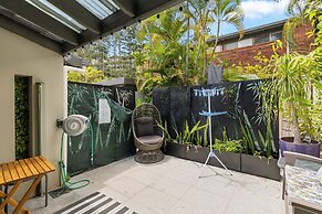Nautilus Beach Resort by Charlesworth