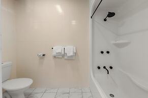 Nautilus Beach Resort by Charlesworth