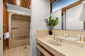 Nautilus Beach Resort by Charlesworth