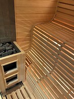 Sakura Cross Inn & Sauna Ishigaki