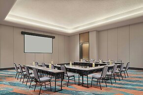 Aloft by Marriott Surabaya Pakuwon City