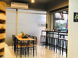 Near BKK Airport Hostel