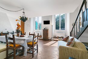 Albert's Castle Apt