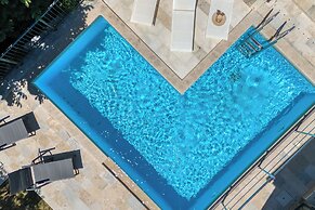 Stone Villa Galant with Pool