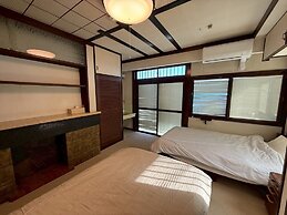 Azamian Atami