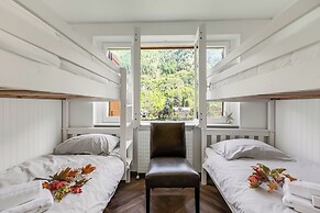 Boutique Apartment Limone Ski In Ski Out