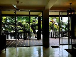 Florian Villa Talpe