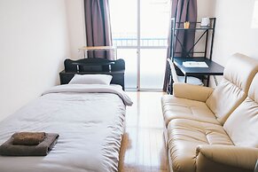 Osaka English House