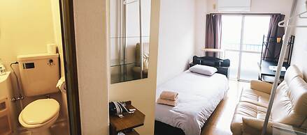 Osaka English House