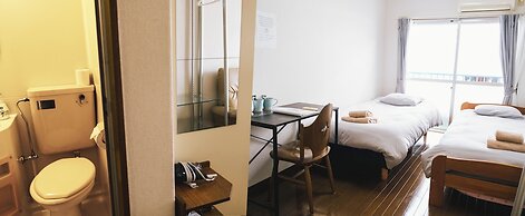 Osaka English House