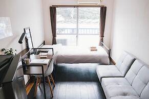 Osaka English House