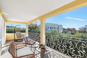 Holiday House with Pool Villa Seabird