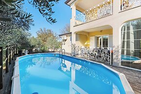 Holiday House with Pool Villa Seabird