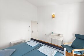 Holiday House with Pool Villa Seabird