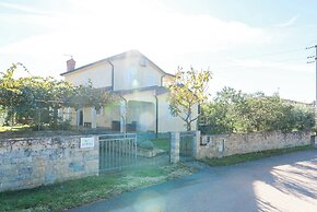 Holiday House with Pool Villa Seabird
