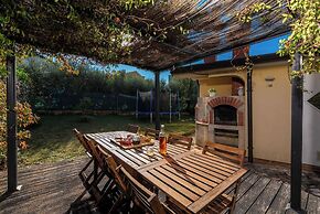 Holiday House with Pool Villa Seabird