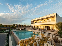 Villa Freedom