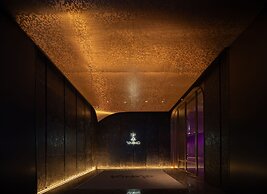 VANMO Hotel