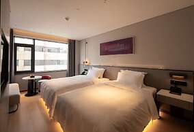 VANMO Hotel