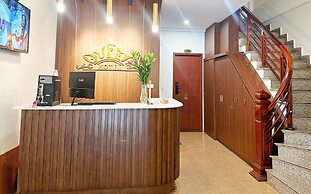 GRAD Queen Luxury Hotel