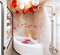 GRAD Queen Luxury Hotel
