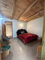 New Brahma Guesthouse