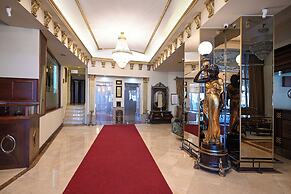 Stone Bridge Hotel