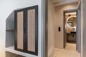 Lithia Exclusive Villas