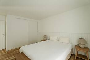 Imago Houses 1 - by MET