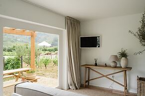 Imago Houses 2 - by MET